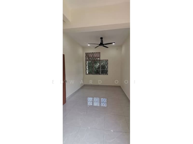 2-storey Terraced House for Sale in Bukit Indah (Ampang) - Edward Ooi - Living Room - PropertyGuru.com.my