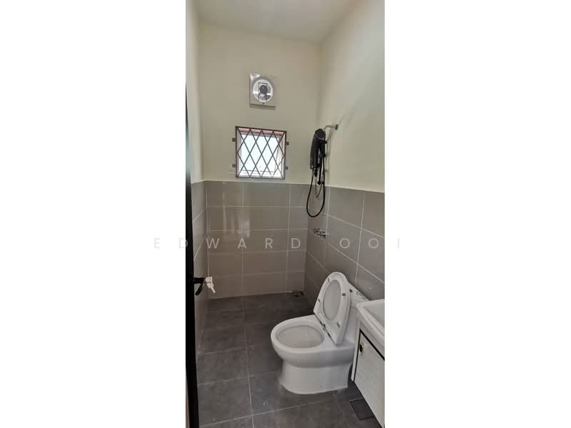 2-storey Terraced House for Sale in Bukit Indah (Ampang) - Edward Ooi - Bathroom - PropertyGuru.com.my