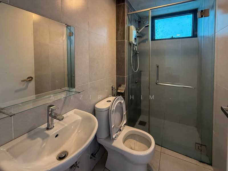 Servis Apartment untuk Disewa di Eclipse Residence @ Pan'gaea - Azizirrahim . - Bathroom - PropertyGuru.com.my