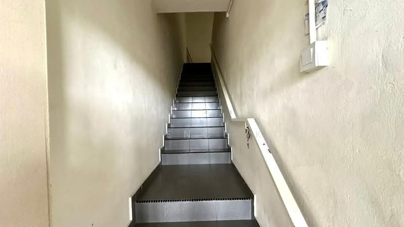Shop / Office for Sale in Krubong (Melaka) - Lawrence Koo - Corridor - PropertyGuru.com.my