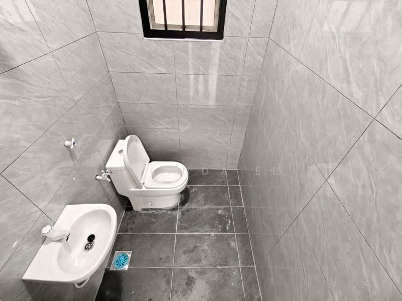 2-storey Terraced House for Sale in Taman Pulai Indah (Johor Bahru) - Melinda Ee - Bathroom - PropertyGuru.com.my