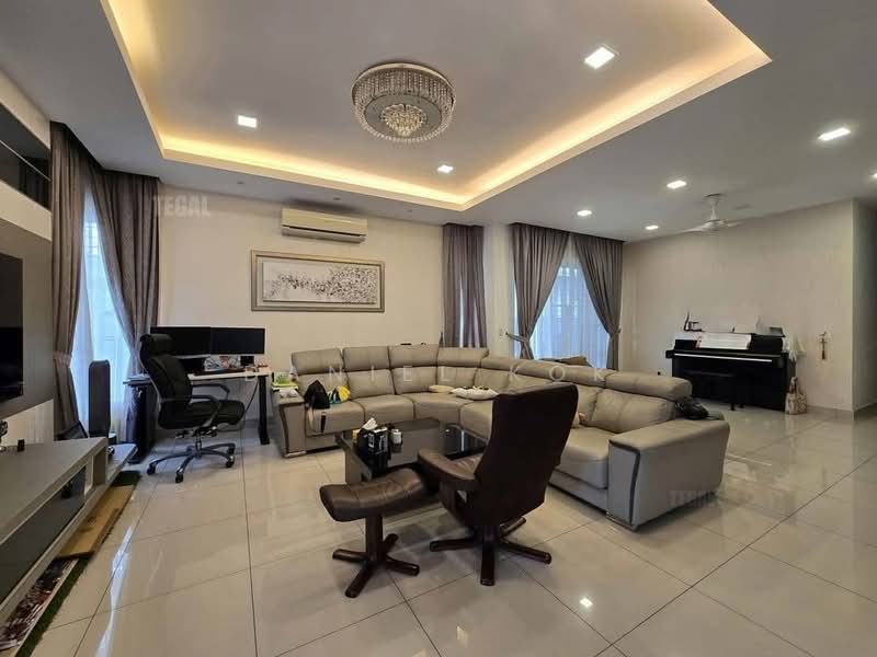 Rumah Berkembar untuk Dijual di Setia Damai (Setia Alam) - Daniel Kok - Living Room - PropertyGuru.com.my