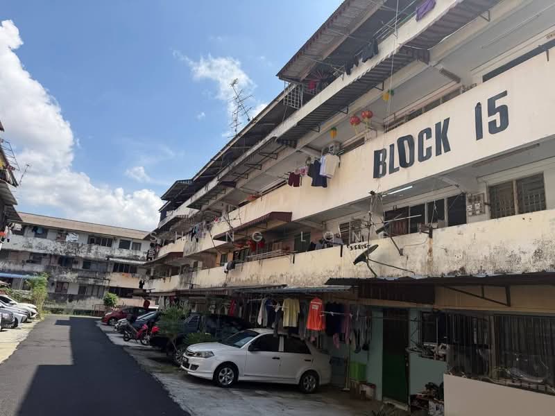 Flat for Sale at Flat Taman Ungku Tun Aminah - Sheng Long - Exterior - PropertyGuru.com.my