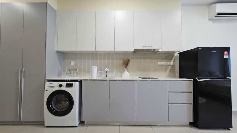 Servis Apartment untuk Disewa di SWNK Houze @ BBCC - Meifen Low - Kitchen - PropertyGuru.com.my