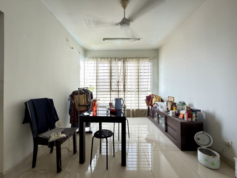 Service Residence for Sale at Maxim Residences - Vivien Ng - Living Room - PropertyGuru.com.my