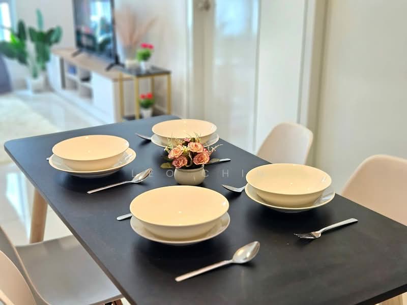 Servis Apartment untuk Disewa di MIRAI Residences - Leo Chin - Dining Room - PropertyGuru.com.my