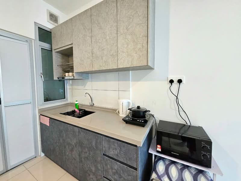Servis Apartment untuk Disewa di MIRAI Residences - Leo Chin - Kitchen - PropertyGuru.com.my