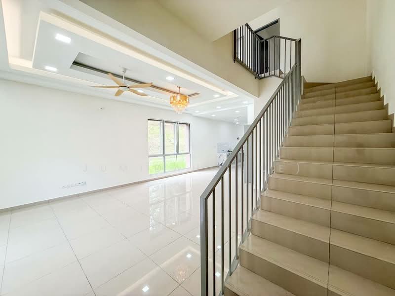 Terraced House for Sale in Sepang (Selangor) - JUMIDAH (JUE) - Living Room - PropertyGuru.com.my