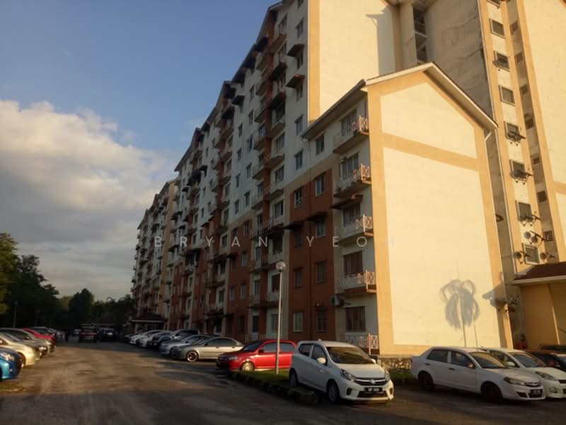 Apartment for Rent at Pangsapuri Seri Kayan - Bryan Yeoh - Exterior - PropertyGuru.com.my