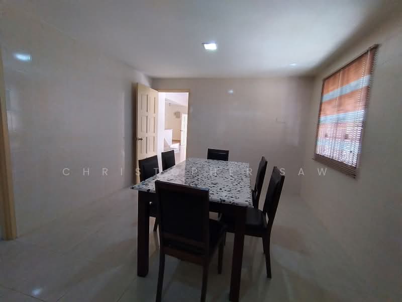 Rumah Teres 2.5 Tingkat untuk Dijual di Taman Bukit Serdang (Seri Kembangan) - Christopher Saw - PropertyGuru.com.my