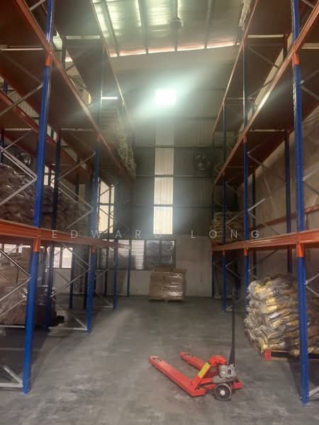 Factory for Rent in Taman Perindustrian Taming Jaya (Balakong) - Edward Long - Interior - PropertyGuru.com.my