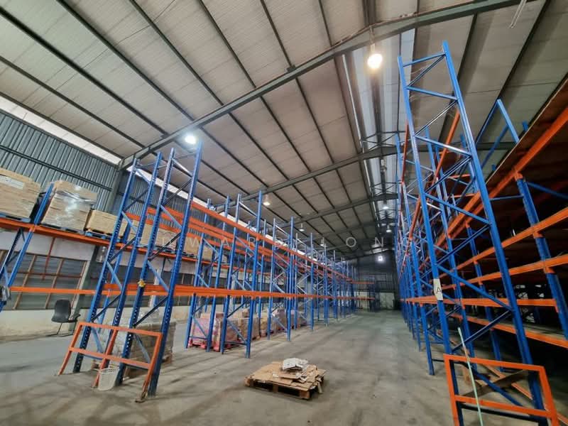 Factory for Rent in Taman Perindustrian Taming Jaya (Balakong) - Edward Long - Interior - PropertyGuru.com.my