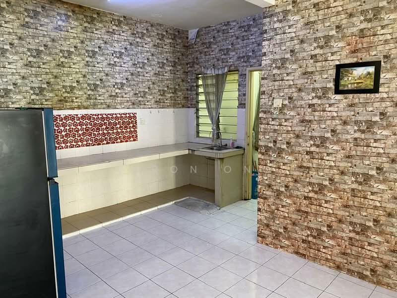 Condominium for Sale at Platinum Hill PV 3 - Aaron Ong - Kitchen - PropertyGuru.com.my