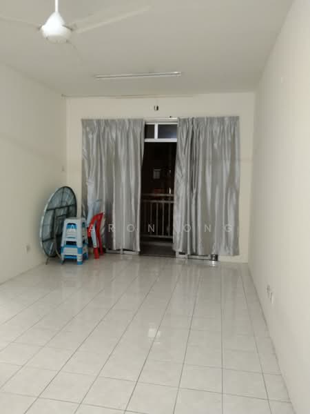 Kondominium untuk Dijual di Platinum Hill PV 3 - Aaron Ong - Living Room - PropertyGuru.com.my