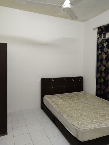 Kondominium untuk Dijual di Platinum Hill PV 3 - Aaron Ong - Bedroom - PropertyGuru.com.my