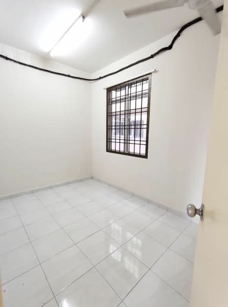 Apartment for Sale at Sri Akasia - Ee Fong Toh - PropertyGuru.com.my
