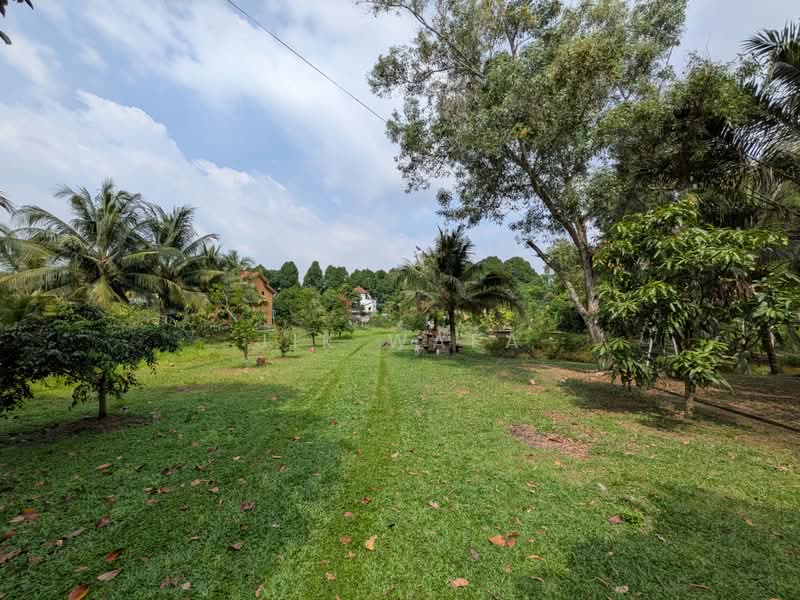Tanah Pertanian untuk Dijual di Dengkil (Selangor) - Jik Wafa - PropertyGuru.com.my