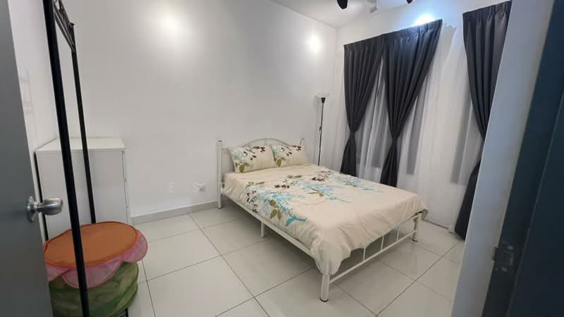 Servis Apartment untuk Disewa di TRIO By Setia - Esther Ng - Bedroom - PropertyGuru.com.my