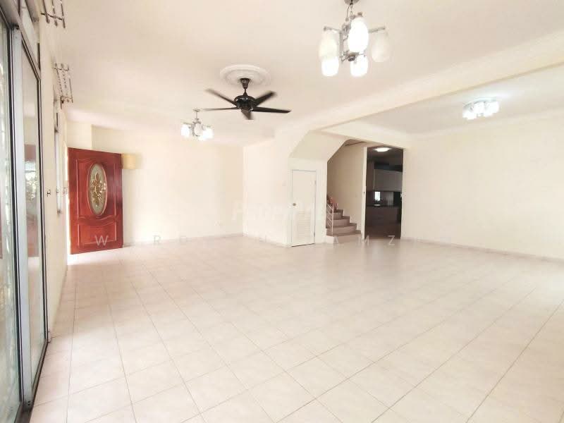 2-storey Terraced House for Sale in Bandar Bukit Tinggi (Klang) - Wardatu Zamzam - Living Room - PropertyGuru.com.my