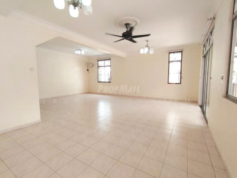 2-storey Terraced House for Sale in Bandar Bukit Tinggi (Klang) - Wardatu Zamzam - Living Room - PropertyGuru.com.my