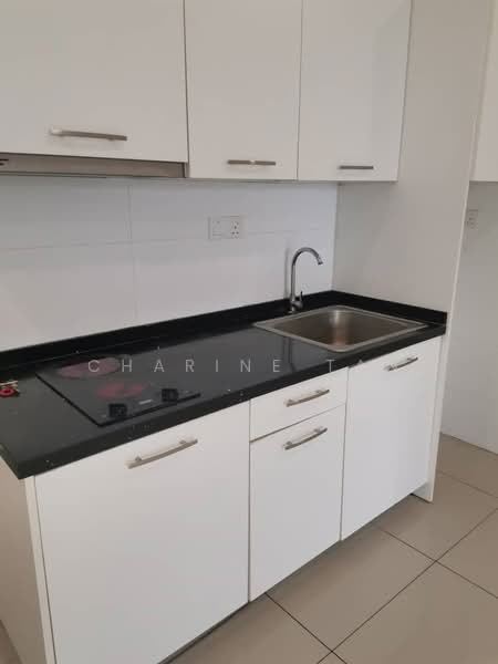 Servis Apartment untuk Disewa di Cybersquare - Charine Tan - Kitchen - PropertyGuru.com.my