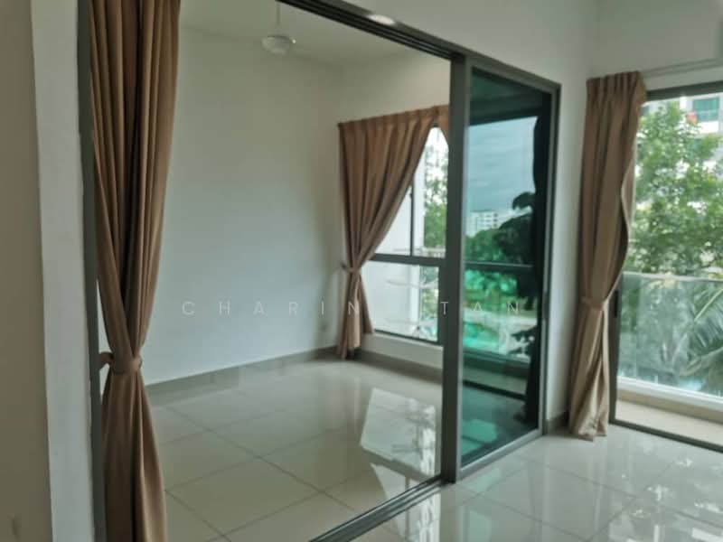 Servis Apartment untuk Disewa di Cybersquare - Charine Tan - Balcony - PropertyGuru.com.my