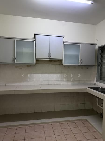 Pangsapuri untuk Dijual di Crystal Tower (Pangsapuri Kristal) - Kelly Yong Lee Ming - Kitchen - PropertyGuru.com.my