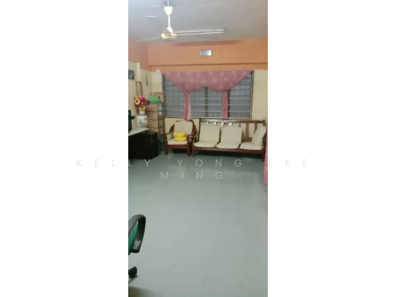 Rumah Flat untuk Dijual di Angsana - Kelly Yong Lee Ming - Living Room - PropertyGuru.com.my