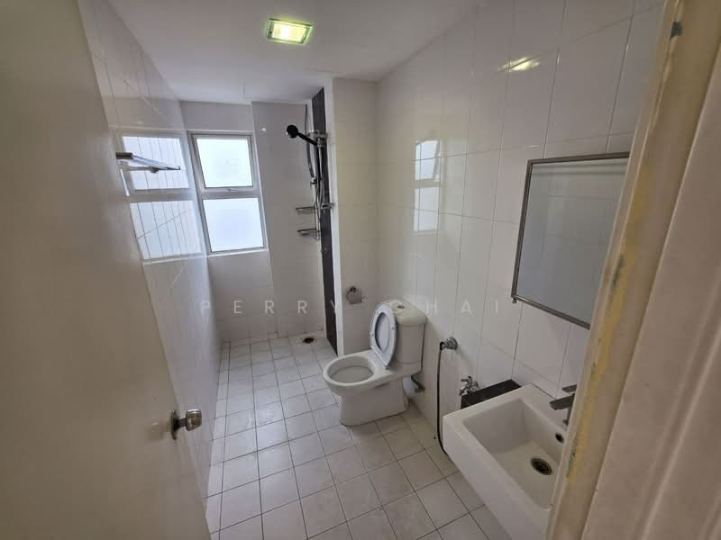 Kondominium untuk Disewa di Plaza Menjalara - Perry Chai - Bathroom - PropertyGuru.com.my