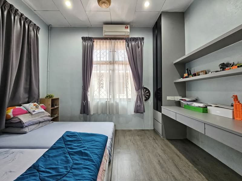 Rumah Berkembar untuk Dijual di Taman Ria Indah (Sungai Petani) - YY Koay - Bedroom - PropertyGuru.com.my