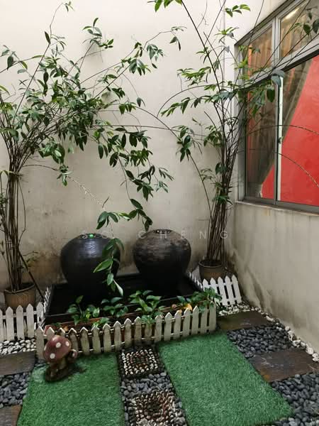 Rumah Teres untuk Dijual di Taman Mutiara Rini (Skudai) - SC Cheng - Garden - PropertyGuru.com.my