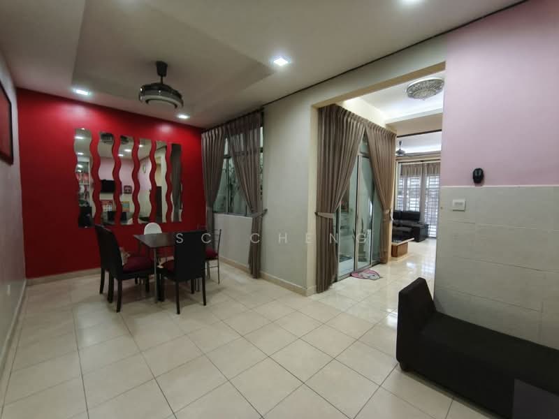 Rumah Teres untuk Dijual di Taman Mutiara Rini (Skudai) - SC Cheng - Living Room - PropertyGuru.com.my