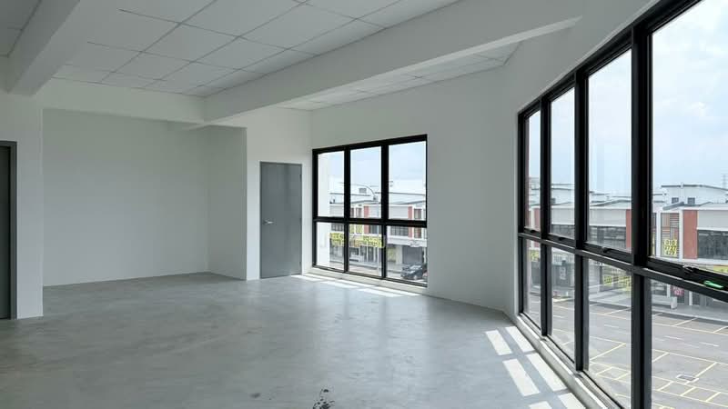 Shop / Office for Sale in Bandar Rimbayu (Telok Panglima Garang) - J J - PropertyGuru.com.my
