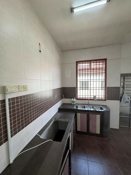 Rumah Teres 1 Tingkat untuk Dijual di Taman Impian Emas (Skudai) - Karl Ho - Kitchen - PropertyGuru.com.my