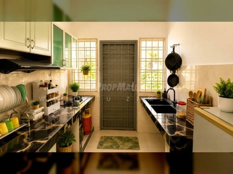 2-storey Terraced House for Sale in Bandar Sunway Semenyih (Semenyih) - Wardatu Zamzam - Kitchen - PropertyGuru.com.my