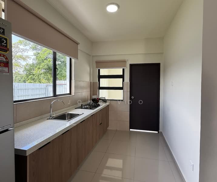 Rumah Teres 2 Tingkat untuk Dijual di Sepanggar Kkip (Kota Kinabalu) - John Voo - Kitchen - PropertyGuru.com.my