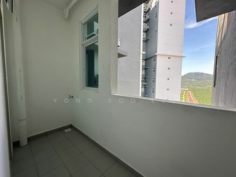Kondominium untuk Disewa di The Sky @ Tripark - Yong Soo Kee - Balcony - PropertyGuru.com.my