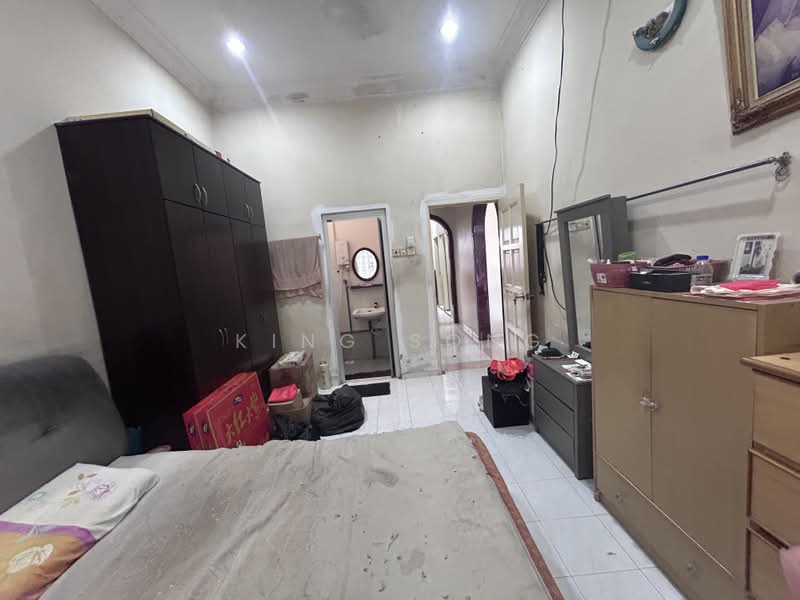 1-storey Terraced House for Sale in Taman Teman (Jasin) - King Song - PropertyGuru.com.my
