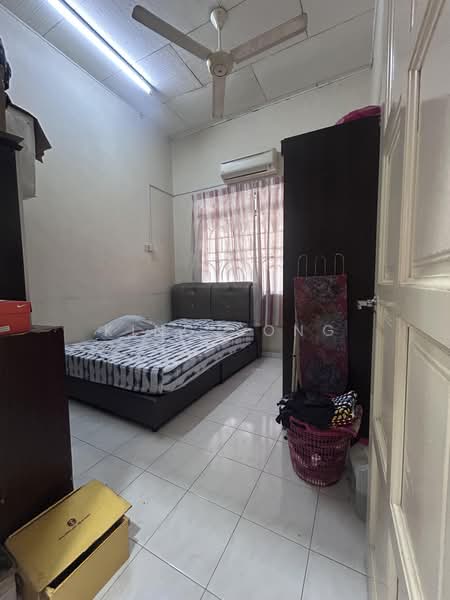 1-storey Terraced House for Sale in Taman Teman (Jasin) - King Song - PropertyGuru.com.my