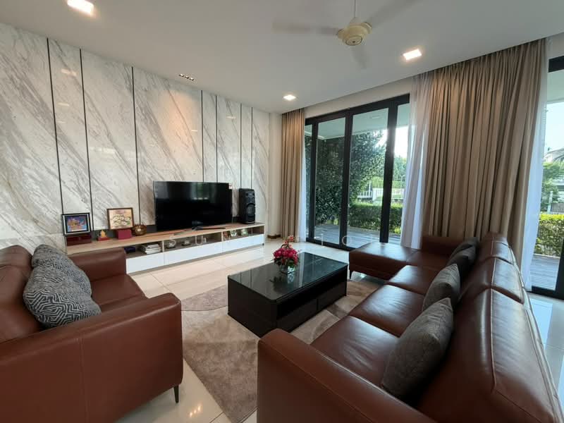 Bungalow for Sale in Senibong Cove (Masai) - Suny Sior - Living Room - PropertyGuru.com.my