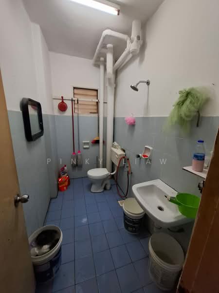 Pangsapuri untuk Dijual di Vista Lavender - Pinky Liaw - Bathroom - PropertyGuru.com.my