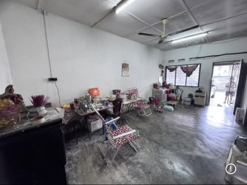 Kedai untuk Disewa di Taman Abad (Johor Bahru) - Desmond Lee - Living Room - PropertyGuru.com.my