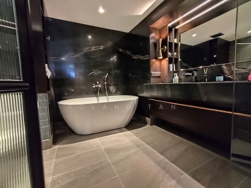 Kondominium untuk Dijual di Seri Duta II - Roland Tan - Bathroom - PropertyGuru.com.my