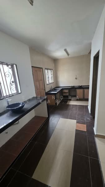 2-storey Terraced House for Sale in Bandar Puteri Klang (Klang) - Surendran Karapiah - Kitchen - PropertyGuru.com.my