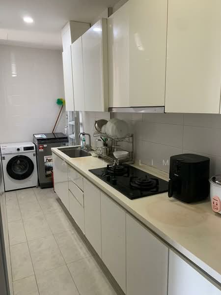 Servis Apartment untuk Dijual di Paragon Residences @ Straits View - Marvin Lim - Kitchen - PropertyGuru.com.my