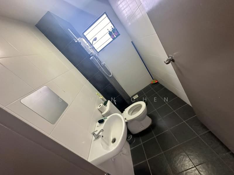 Kondominium untuk Dijual di Ameera Residence - Steven Chen - Bathroom - PropertyGuru.com.my