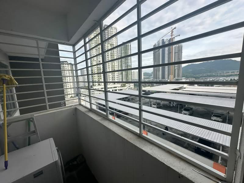 Kondominium untuk Dijual di Ameera Residence - Steven Chen - Balcony - PropertyGuru.com.my