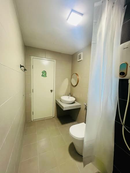 Servis Apartment untuk Disewa di MIRAI Residences - Siti Haila - Bathroom - PropertyGuru.com.my