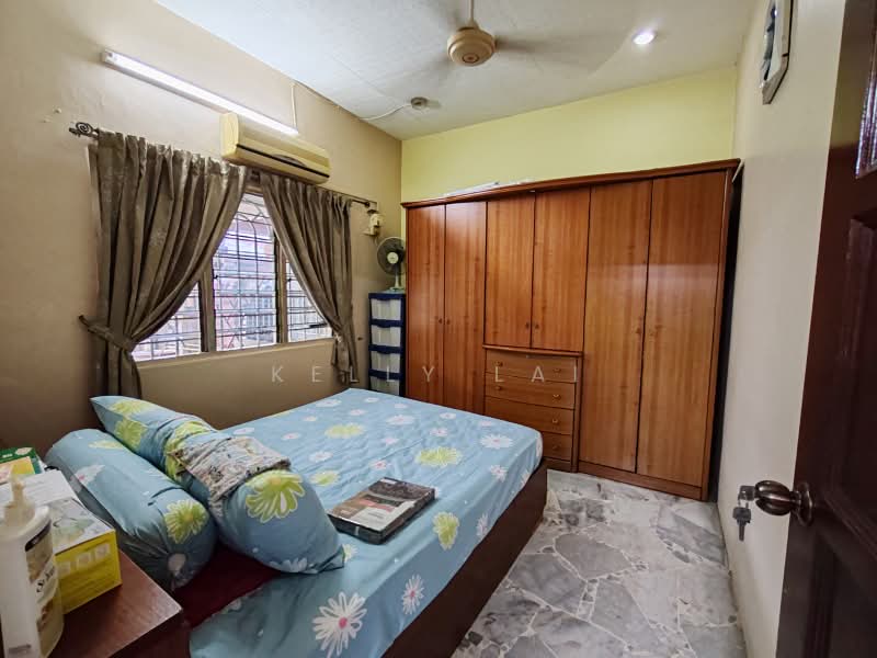 1.5-storey Terraced House for Sale in Kepong Baru (Kepong) - Kelly Lai - Bedroom - PropertyGuru.com.my