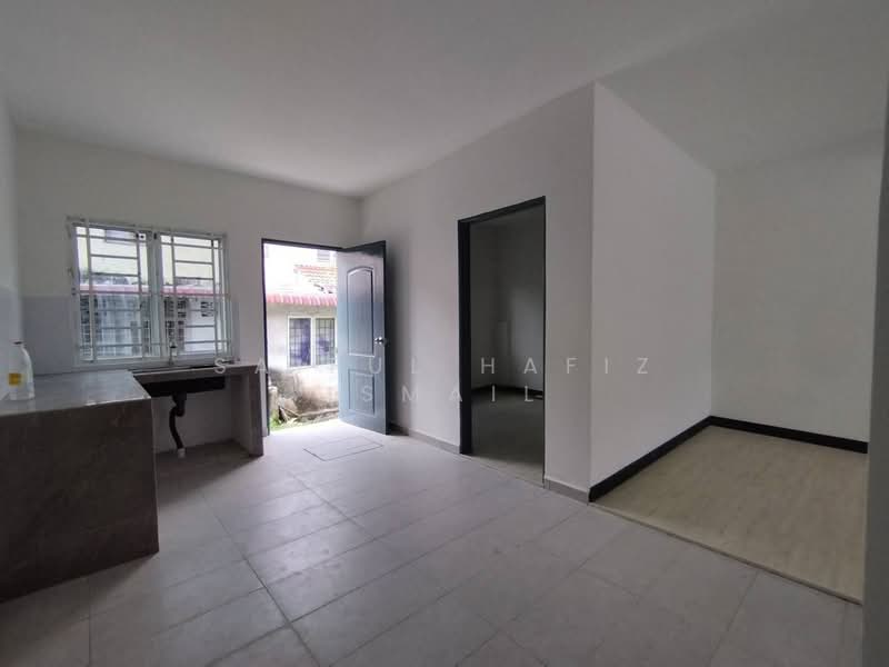 Rumah Teres 2 Tingkat untuk Dijual di Rawang (Selangor) - Saiful Hafiz Ismail - Kitchen - PropertyGuru.com.my